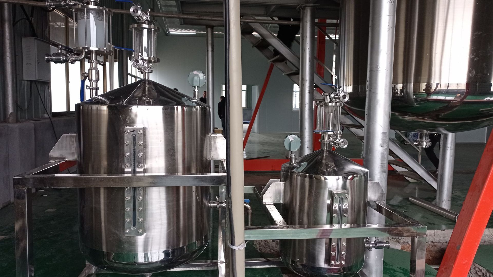 生姜精油水蒸气蒸馏提炼植物精油姜辣素70%冷榨萃取江西香料香精