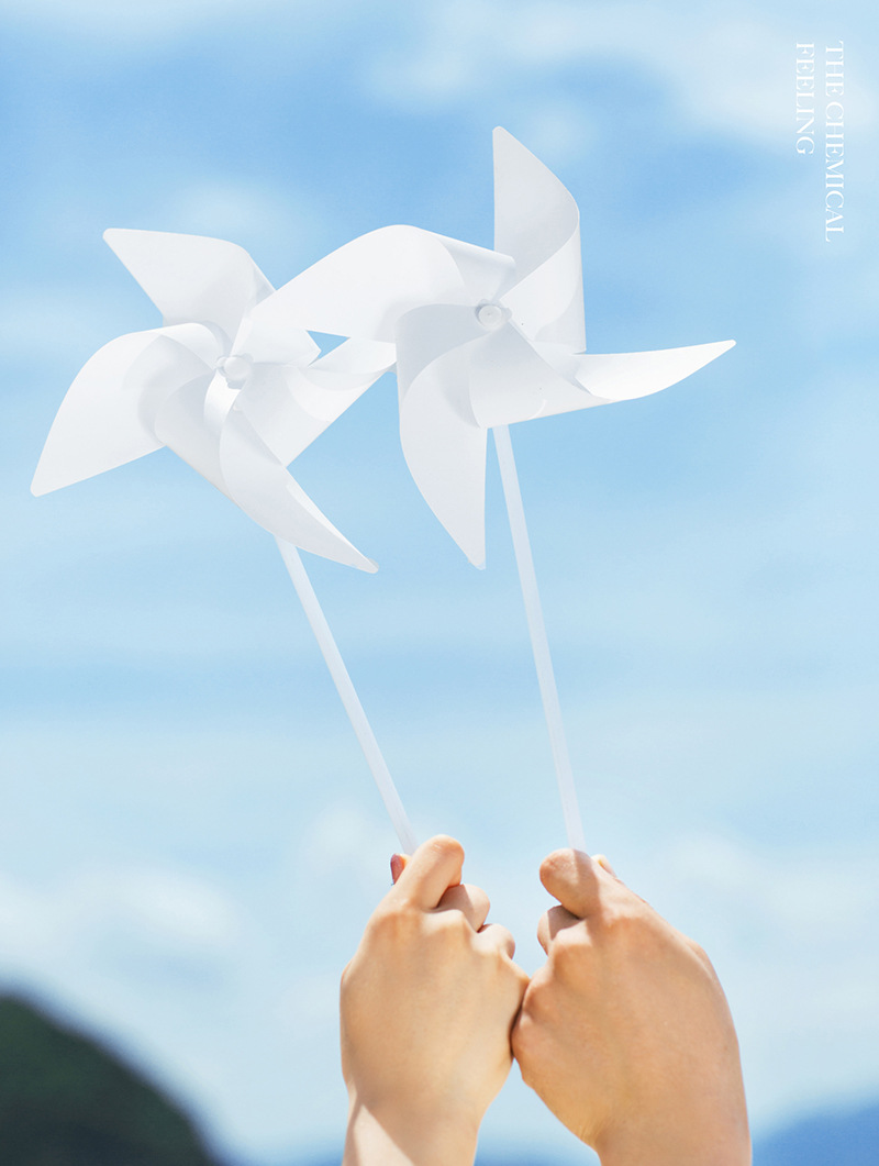 影楼摄影风车婚纱旅拍外景清新儿童创意白色风车时尚拍照道具装饰