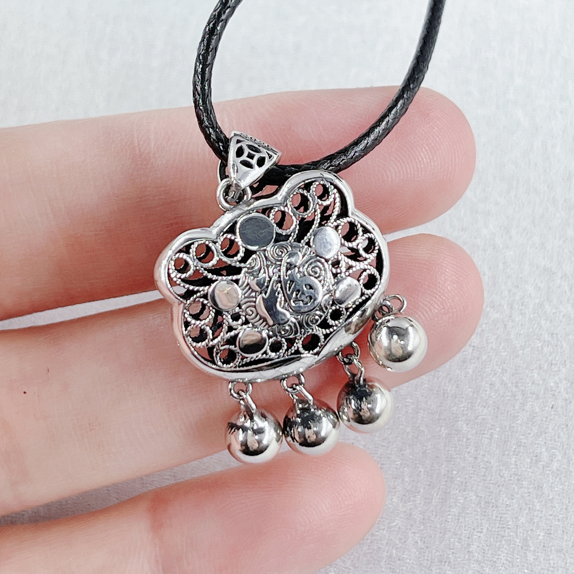 s925纯银长命锁 复古花丝镂空福字小锁包小孩百日周岁生辰礼物