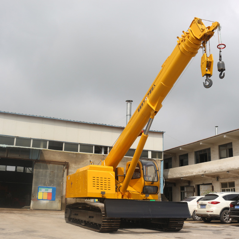 聚坤履带吊机 履带小型吊车 履带式液压吊 带载伸缩 二节单出