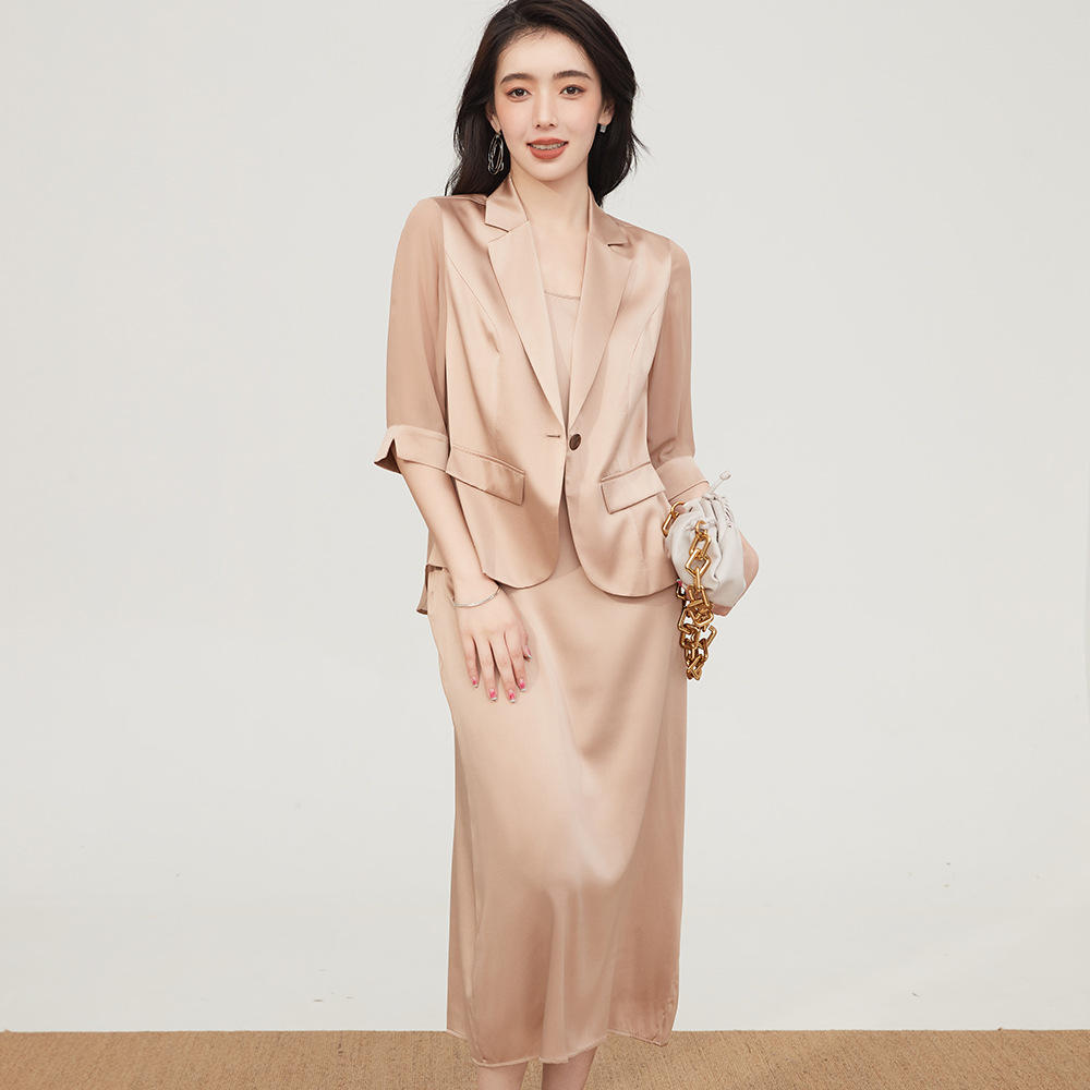 荣太「重磅真丝」时尚缎面桑蚕丝礼服套装女夏季西装吊带裙两件套