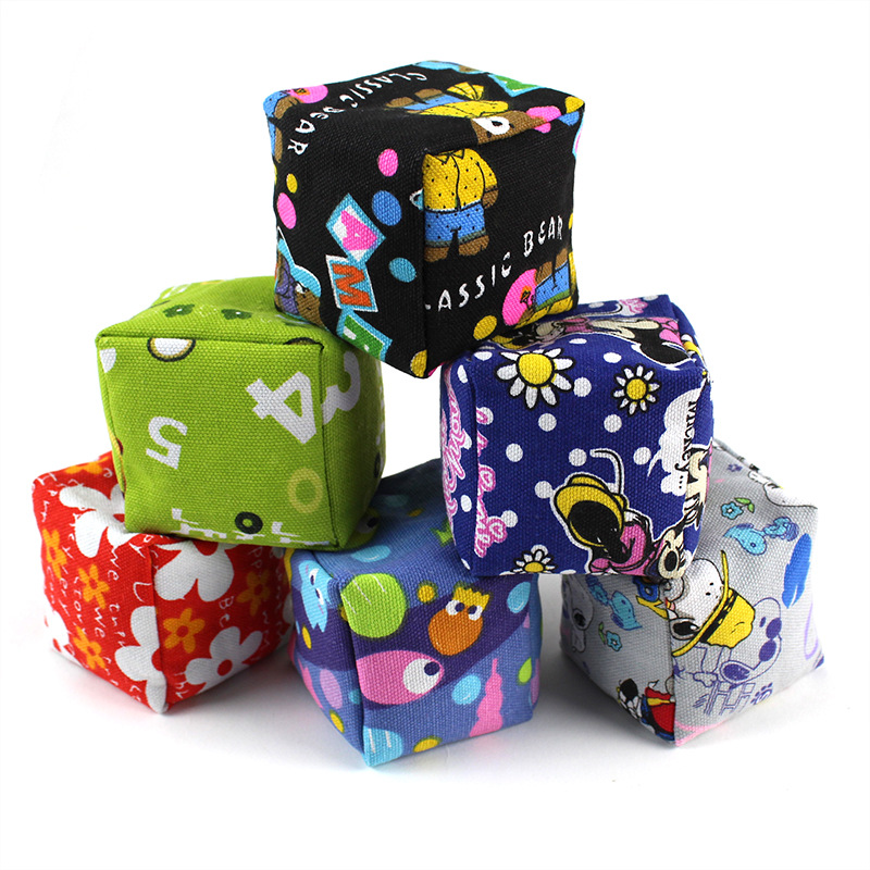 手工沙包儿童幼儿园丢沙包小号投掷小沙包小学生大号手抓扔沙包袋