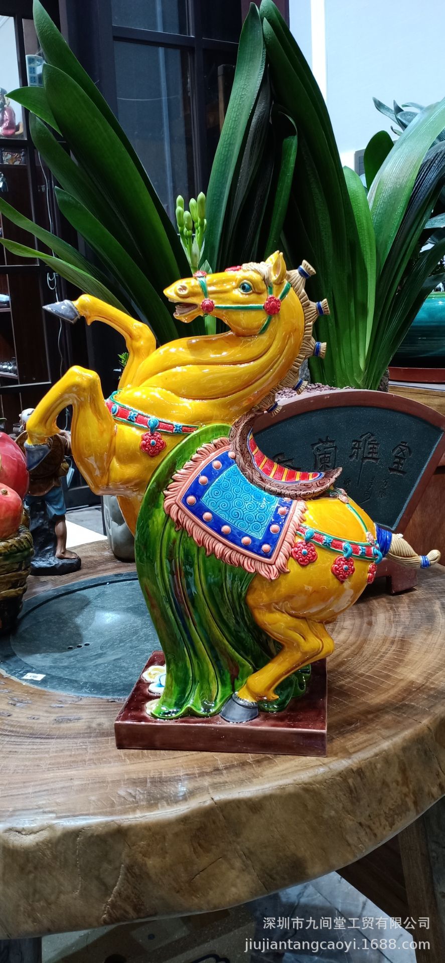 黄金战马富贵鸿图马摆件彩陶交趾陶石湾公仔中式客厅摆件收藏品