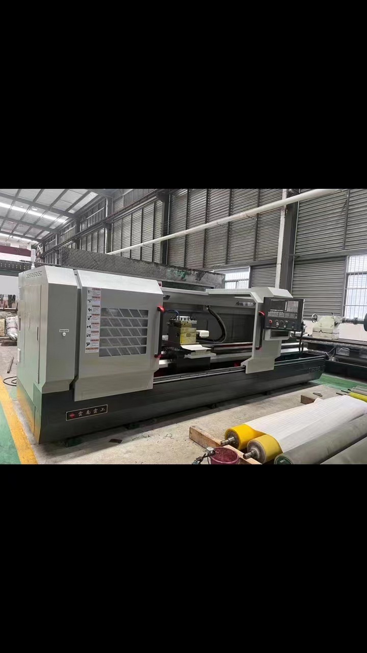云南云工cknc6180/1500mm数控车床 600mm整体落地式床身