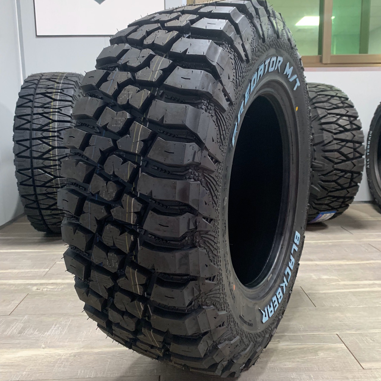 黑熊越野轮胎265/275/285/70r17适配霸道牧马人普拉多37x13.5r17