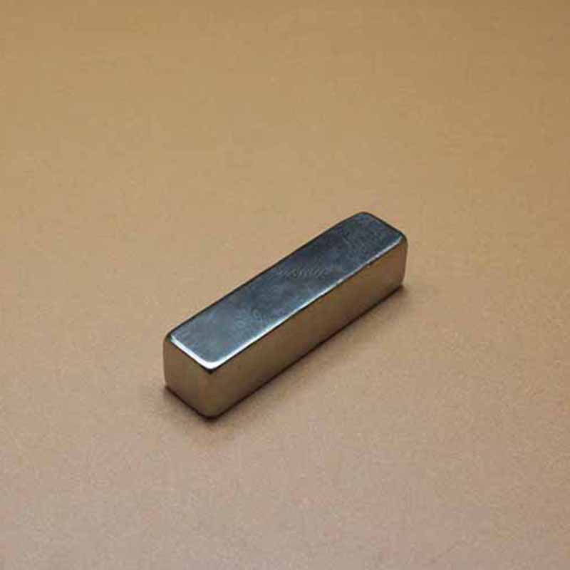 40x10x10mm热销长条形强力磁铁条稀土王永磁镀镍磁钢渔具磁钢钓具
