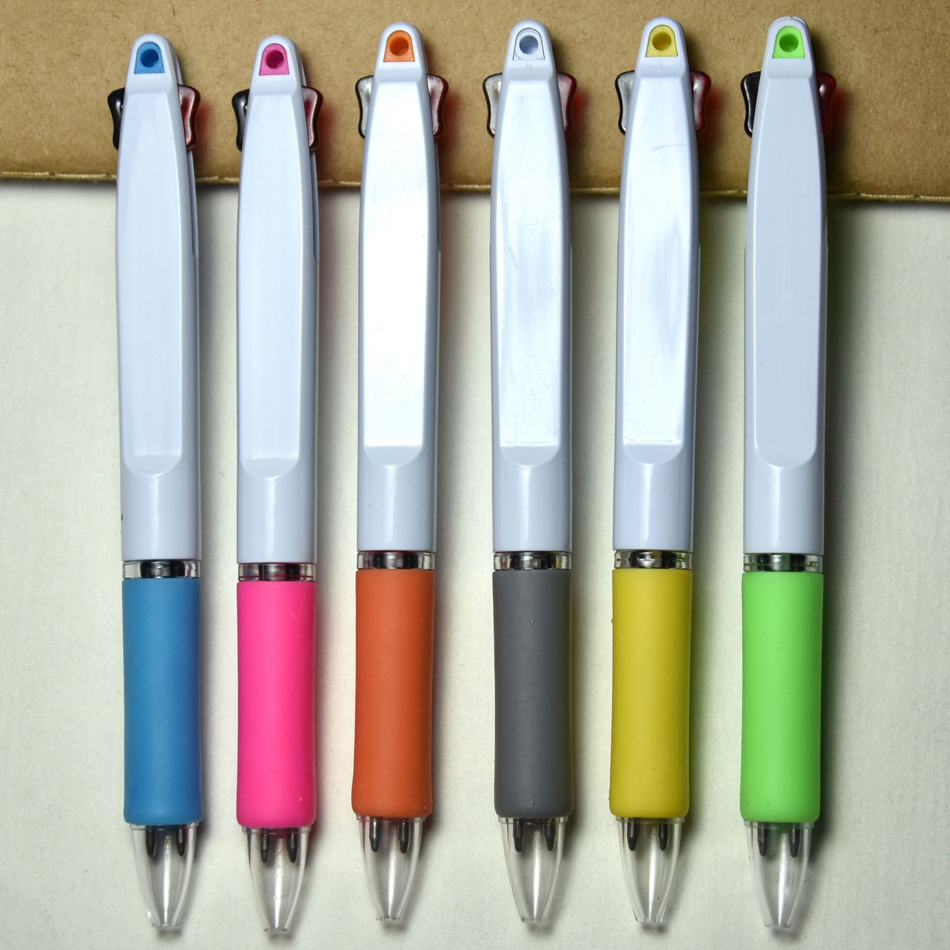 Wholesale Two-Color Two-Color Ballpoint Pen Plastic Advertising Marker Oil Pen Simple Pen Printable Logo