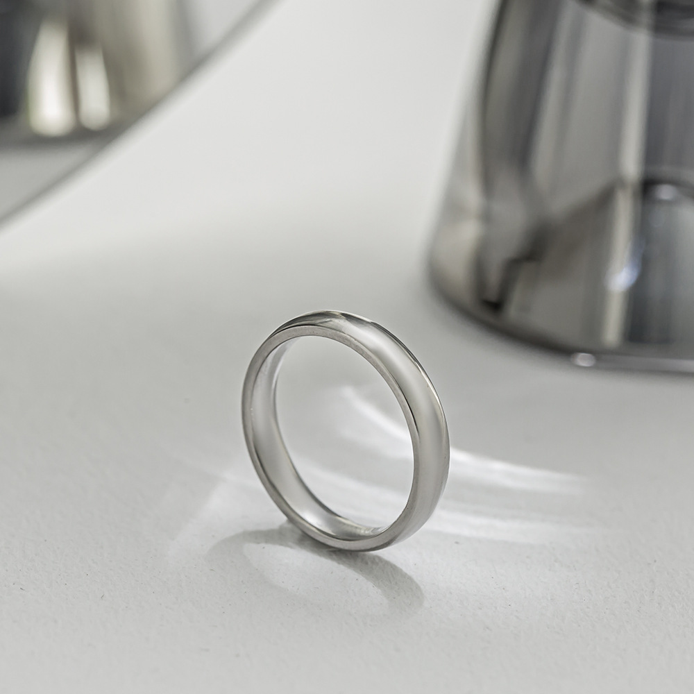 时尚简约不掉色光面光版素圈戒指 小众设计极简食指尾戒情侣对戒
