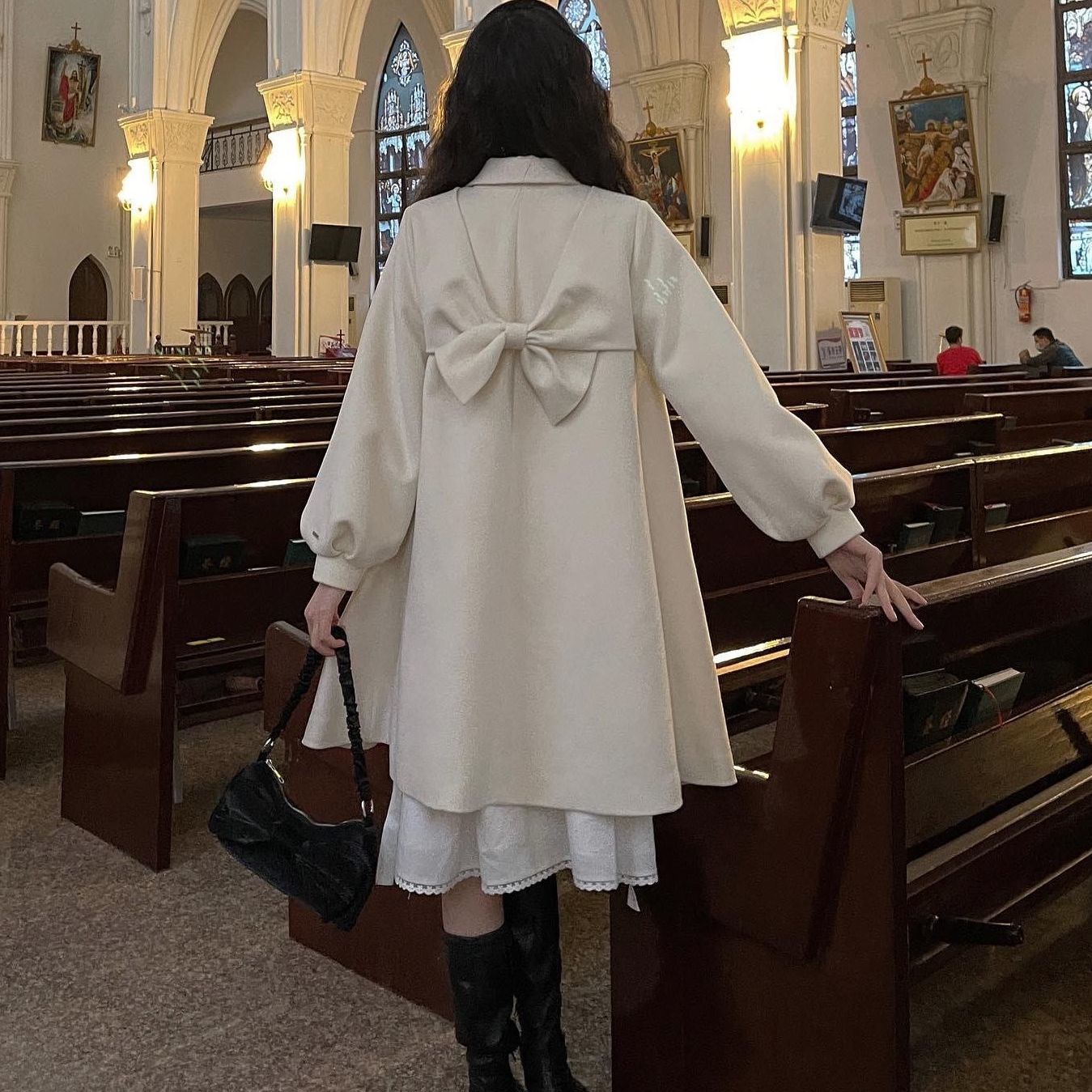 后背蝴蝶结设计毛呢外套女2021冬季韩版气质感宽松呢子大衣潮