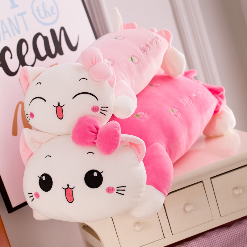 趴款草莓猫咪公仔长条抱枕儿童毛绒玩具陪睡玩偶创意生日礼物批发