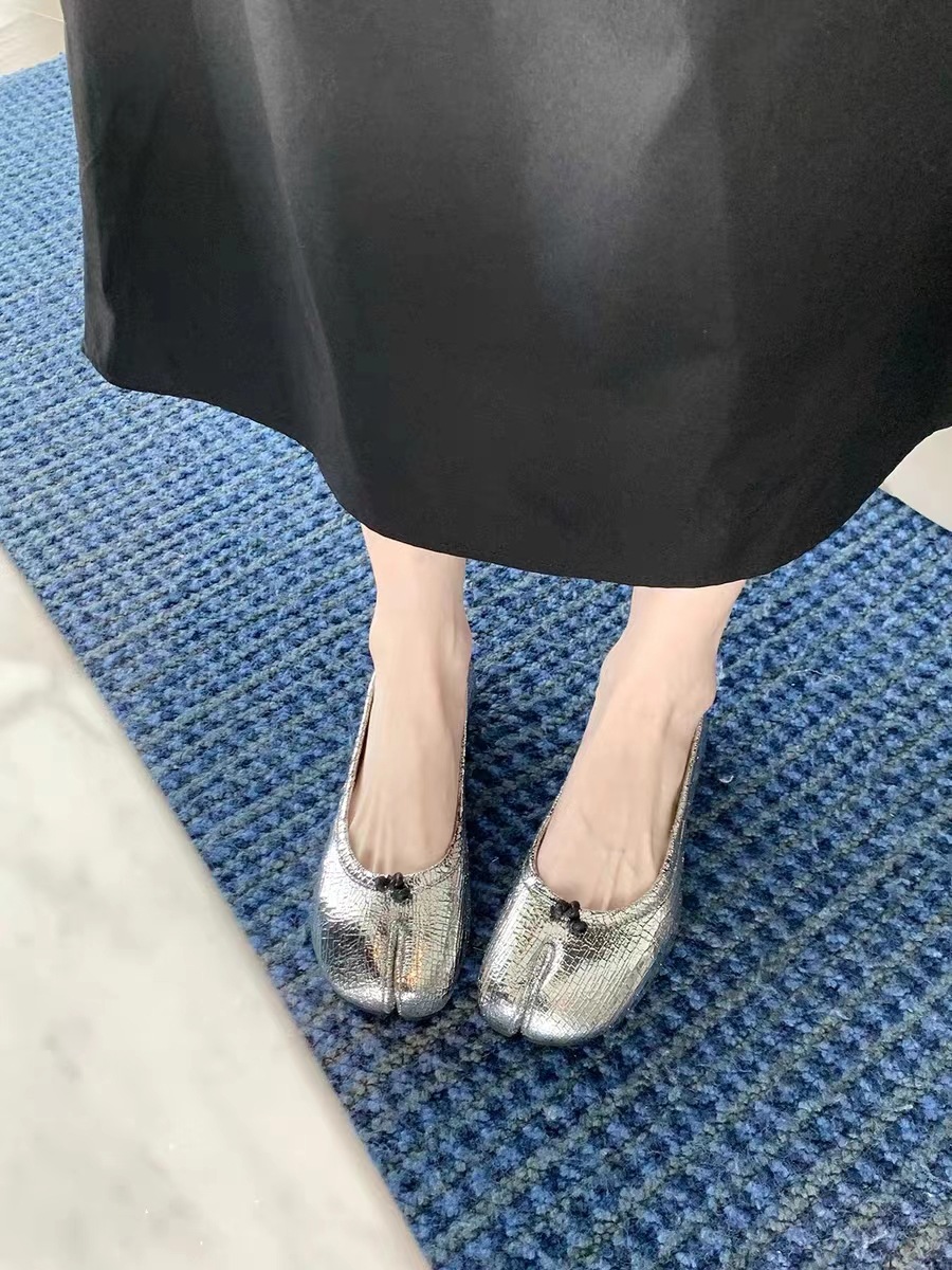 葡萄妈studiolee星际精灵～小众镜面分趾猪蹄鞋浅口平底单鞋女