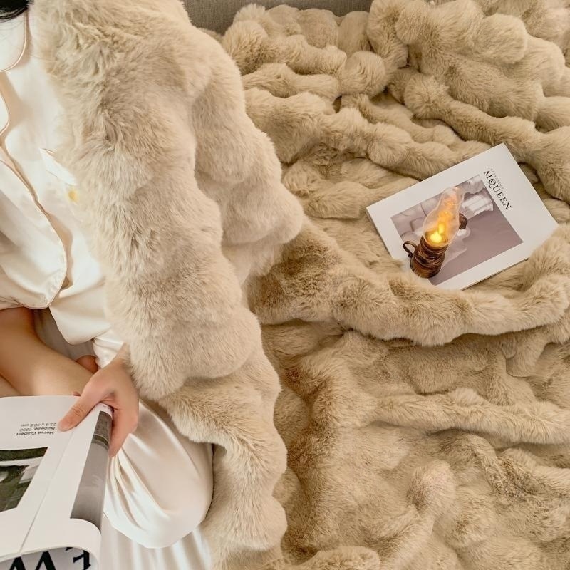 Tuscan Blanket Imitation Rabbit Fur Leisure Blanket Light Luxury Sofa Cover Air Conditioner Blanket Thickening Warm Nap Velvet Blanket