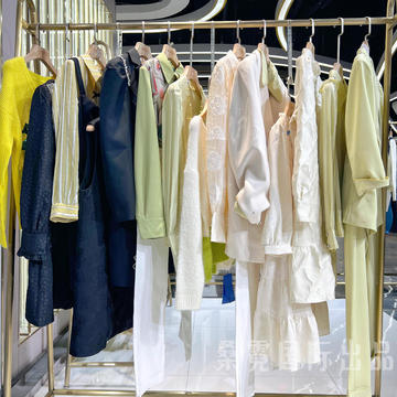 zrau直播间热销品牌折扣女装批发货源专柜撤柜实体工厂清仓现货