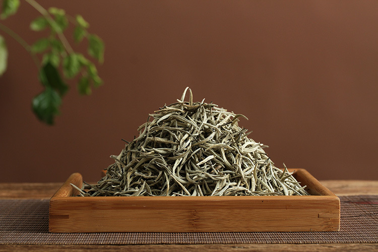 云南普洱茶 2022年白毫银针 单芽月光白(小芽)大白毫单芽 散茶