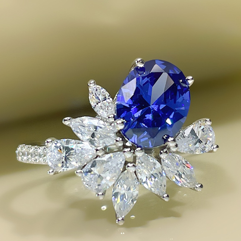 椭圆形钻坦桑蓝女式戒指百搭仿蓝宝石个性仿真珠宝钻石重工潮戒指
