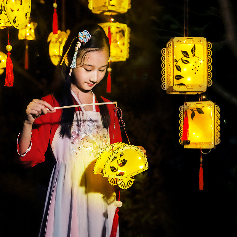 中秋节灯笼手工制作diy材料包2021儿童手提发光花灯创意古风宫灯
