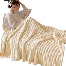 兔毛绒毛毯盖毯办公室午睡毯披肩沙发毯珊瑚绒午休空调毯子床上用