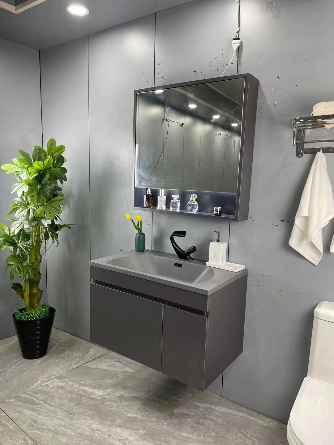 不锈钢浴室柜工厂批发