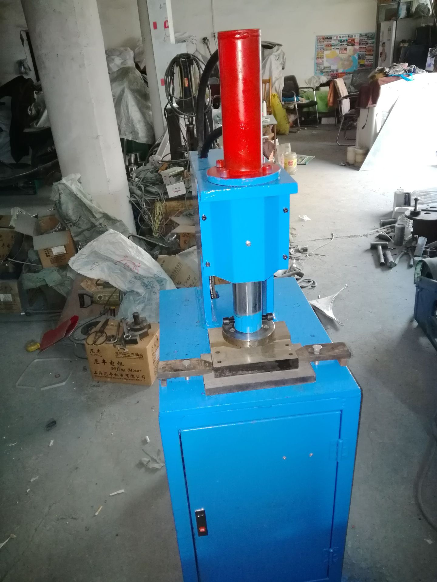 切圆机冲孔机液压冲床冲滑道冲床液压机