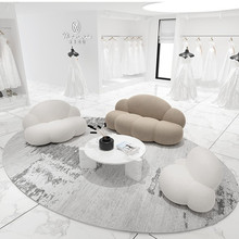 简约现代客厅小户型布艺沙发北欧服装店网红款婚纱店美容院小沙发