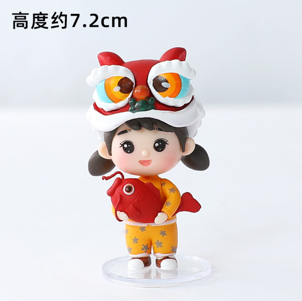 正品新年舞狮娃娃玩偶摆件喜庆抱锦鲤女孩舞狮男孩周岁蛋糕摆件