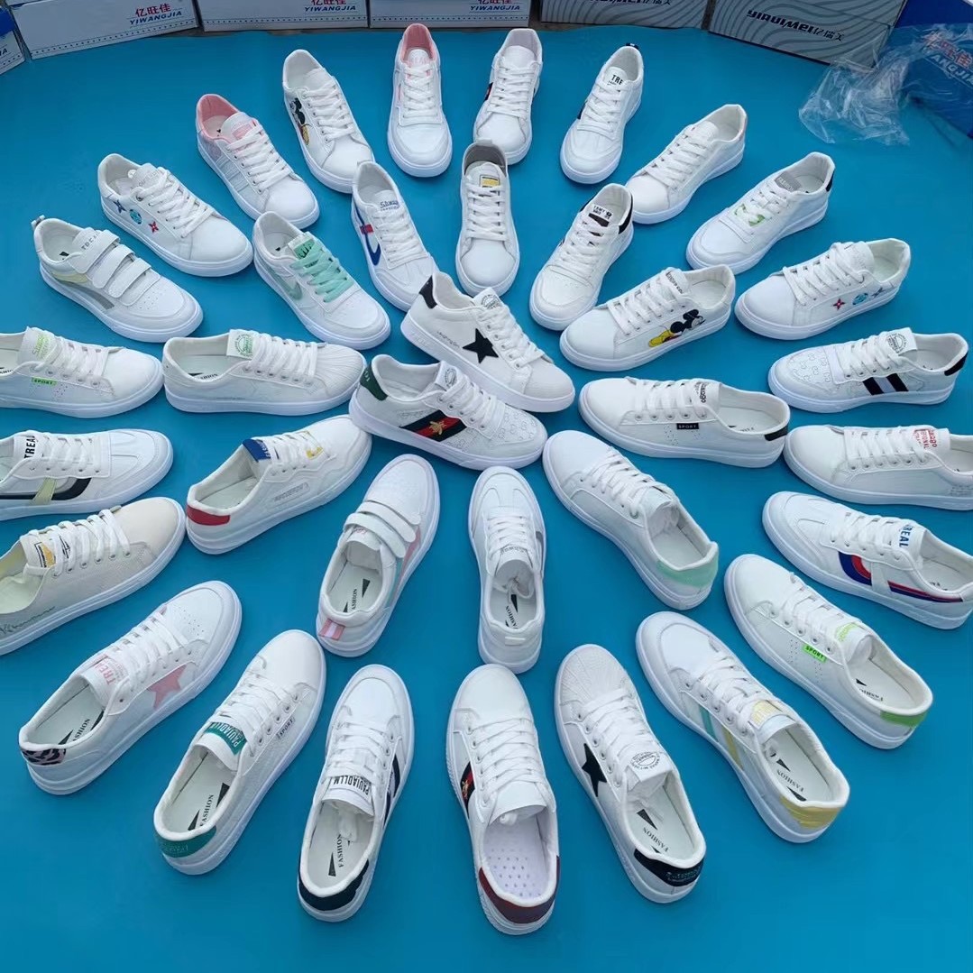 2021温州小白女鞋库存鞋地摊批发一手货源库存鞋地摊赶集3-15元