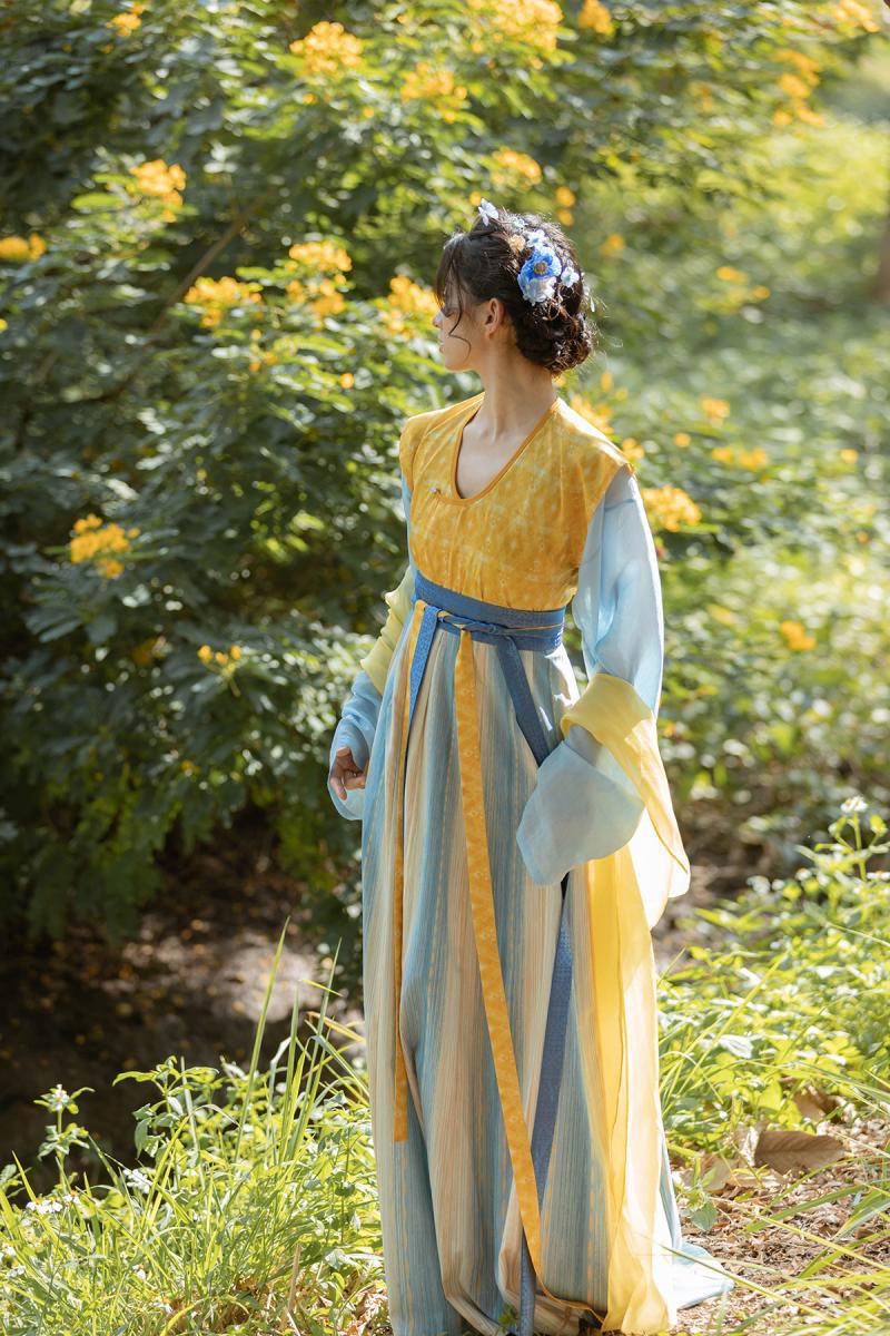 【】-月笼沙-唐制汉服春季套装-天丝初唐坦领齐腰破裙原创