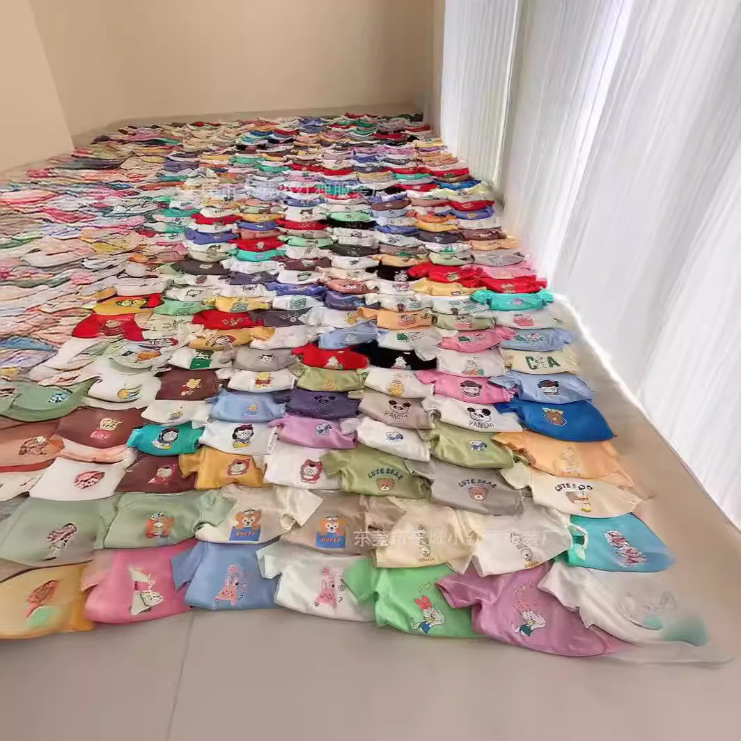 品牌折扣童装春夏清仓童装批发儿童套装杂款短袖t恤夏一手货源