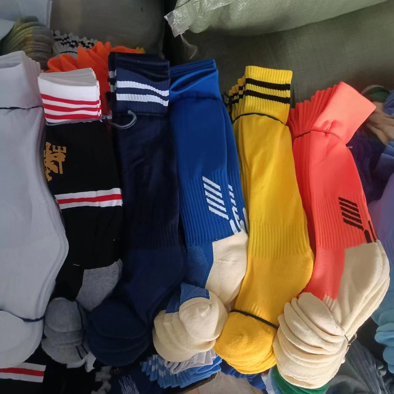 成人足球袜男长筒袜过膝毛巾底加厚球袜儿童运动比赛训练袜尾货