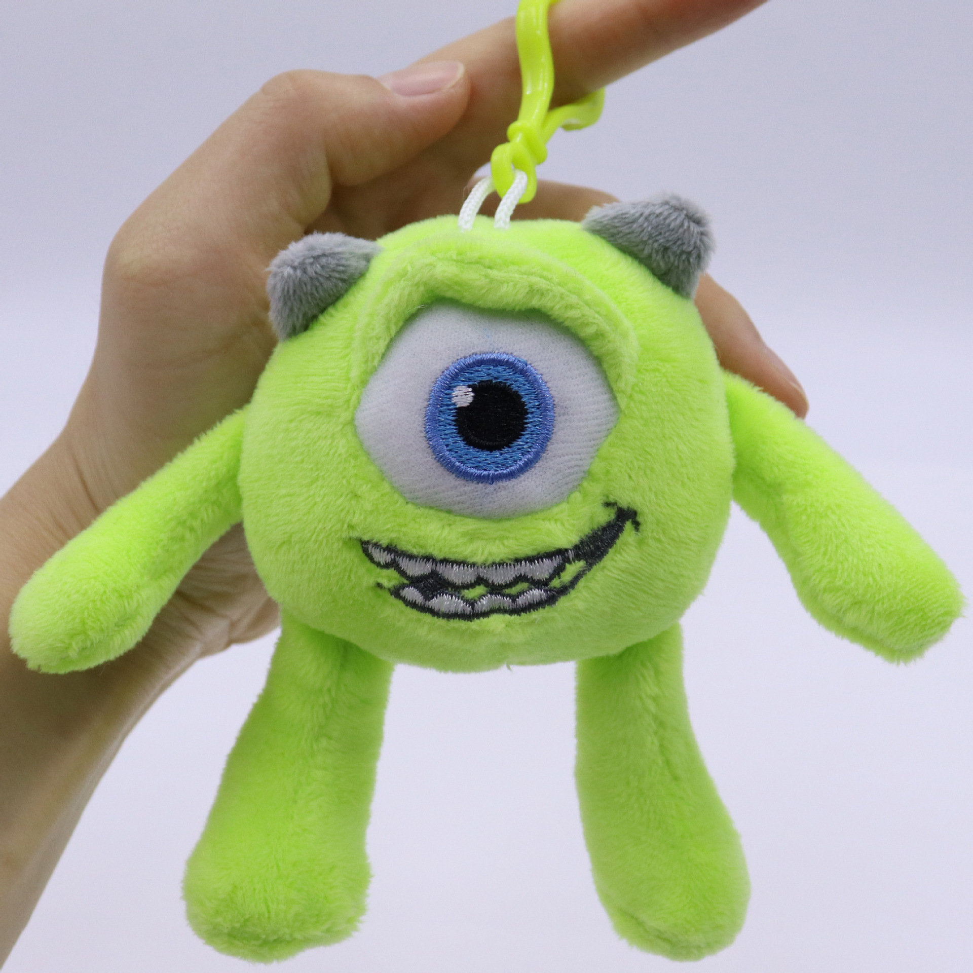 怪兽大学电力公司大眼仔毛怪苏利文毛绒公仔包挂件钥匙扣夹机礼品