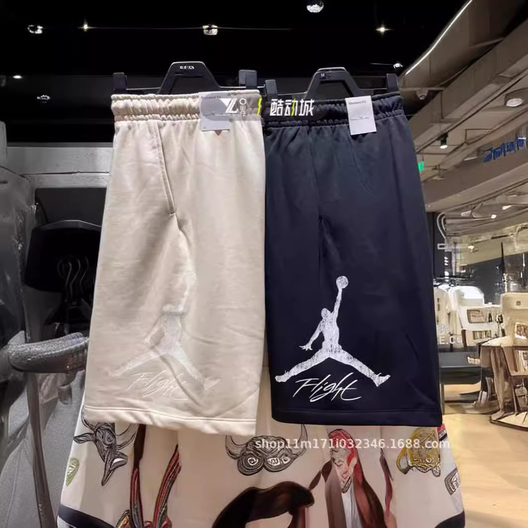一件代发aj飞人乔丹简约情侣款宽松版型运动休闲五分短裤潮fn6420