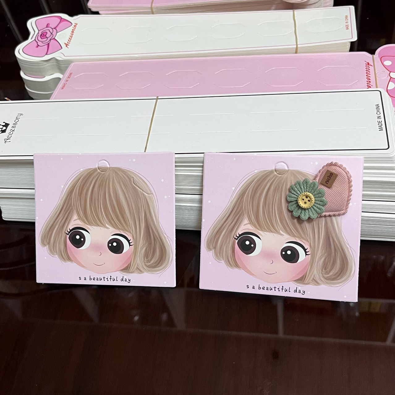 韩版可爱娃娃卡纸手工diy饰品发夹发箍精美包装女孩卡片批发