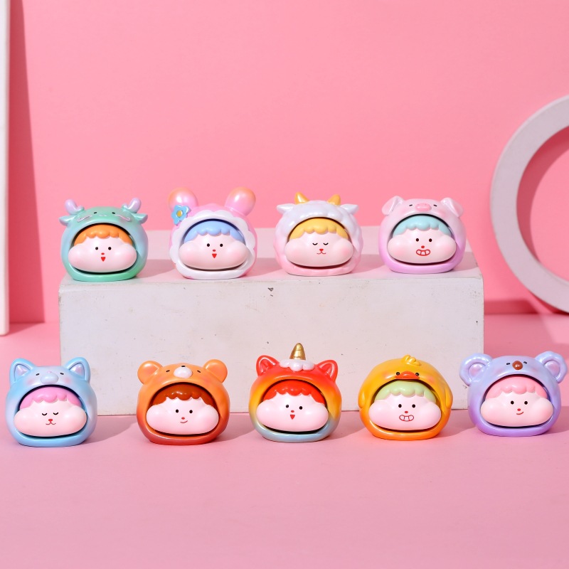 萌仔可爱暴击盲盒公仔批发 创意新款卡通动漫玩偶 树脂工艺品潮玩