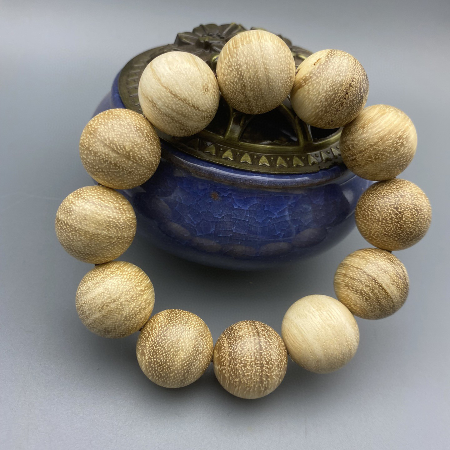 厂家批发直播供货佛珠手串奶香木念珠木质文玩手链男女送礼收藏品