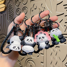 创意可爱树脂木雕风抱花朵竹熊猫精致小礼品钥匙链钥匙扣挂件批发