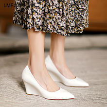 白色高跟鞋女2023年秋季新款尖头小坡跟单鞋女浅百性感女鞋工作鞋