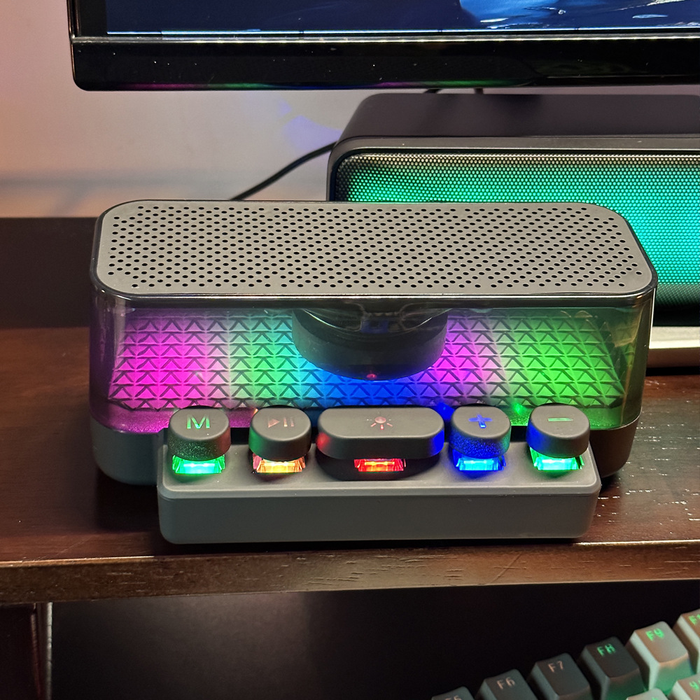 Colorful Keyboard Bluetooth Speaker Subwoofer Table Decoration Night Light Trendy Cool E-Commerce Cross-Border New Speaker Audio