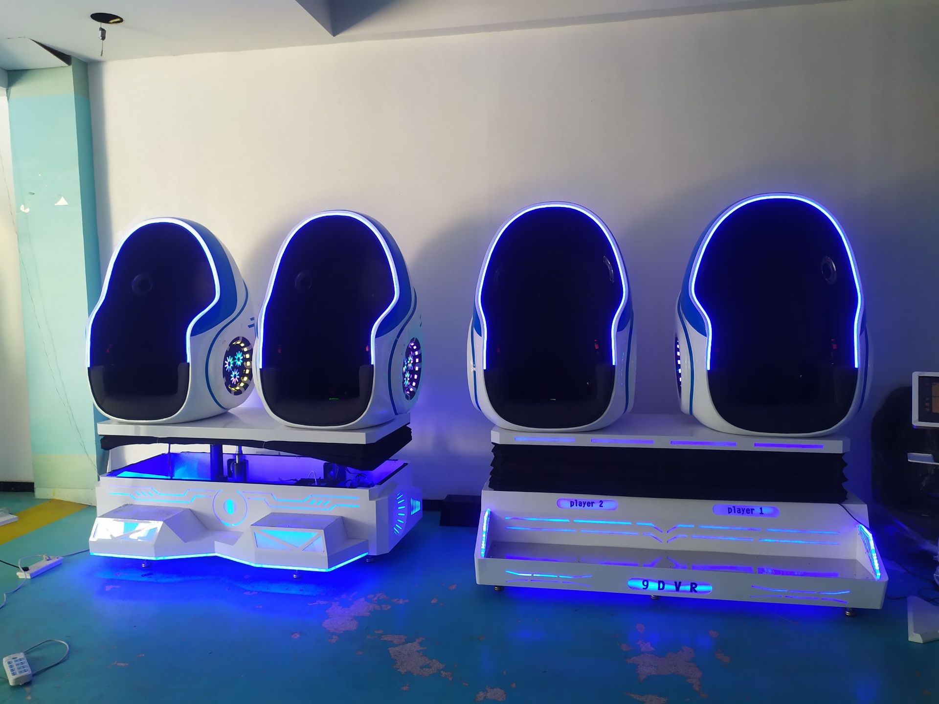 大型vr游戏设备双人蛋椅儿童娱乐商场用体感一体机体验馆员工放松