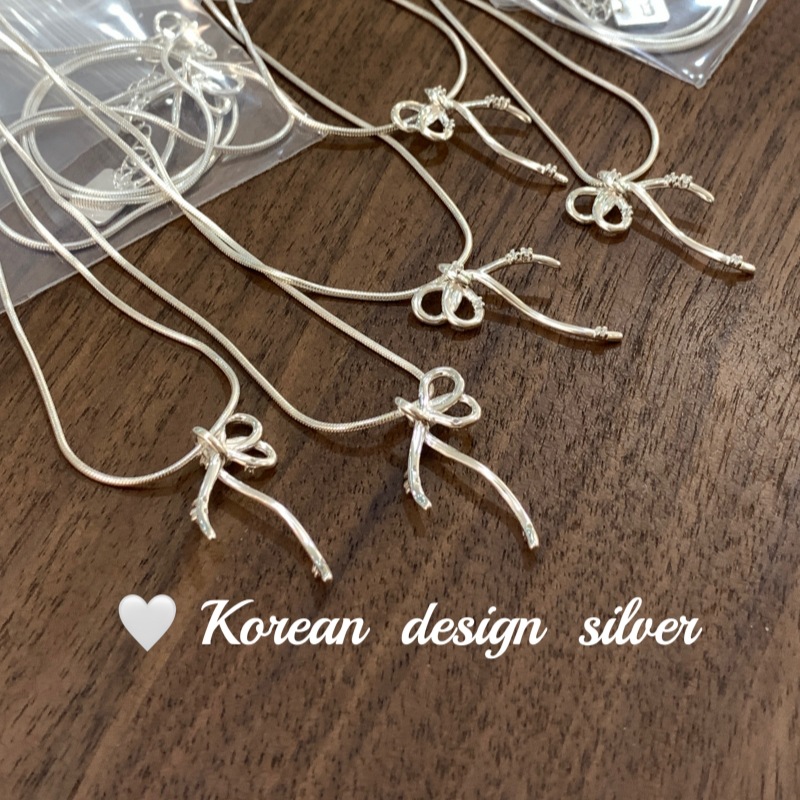 S925 Sterling Silver Simple Niche Line Knotted Bow Necklace Female Clavicle Chain Ins Fashionable Twin High Sense