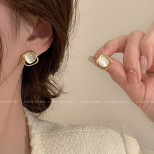 高级感猫眼石耳钉女2023新款爆款洋气轻奢小众设计感气质耳饰耳环