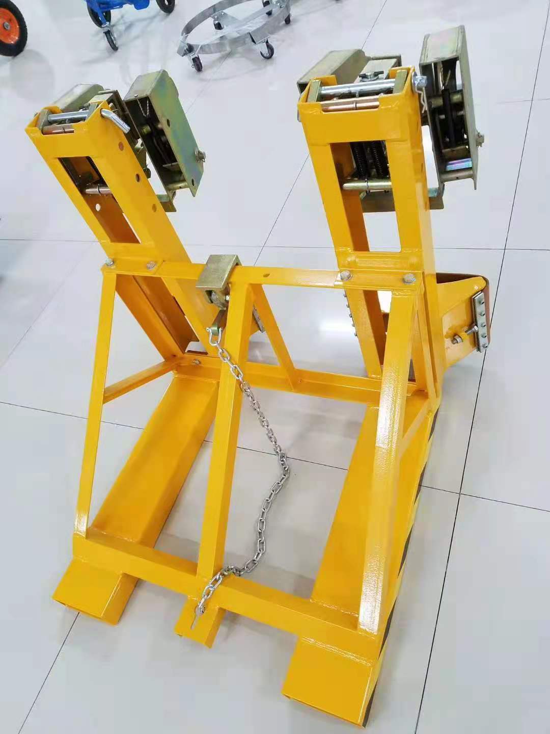 国产咬嘴轻重型油桶夹具 叉车专用油桶夹具 单双桶四鹰嘴油桶夹子