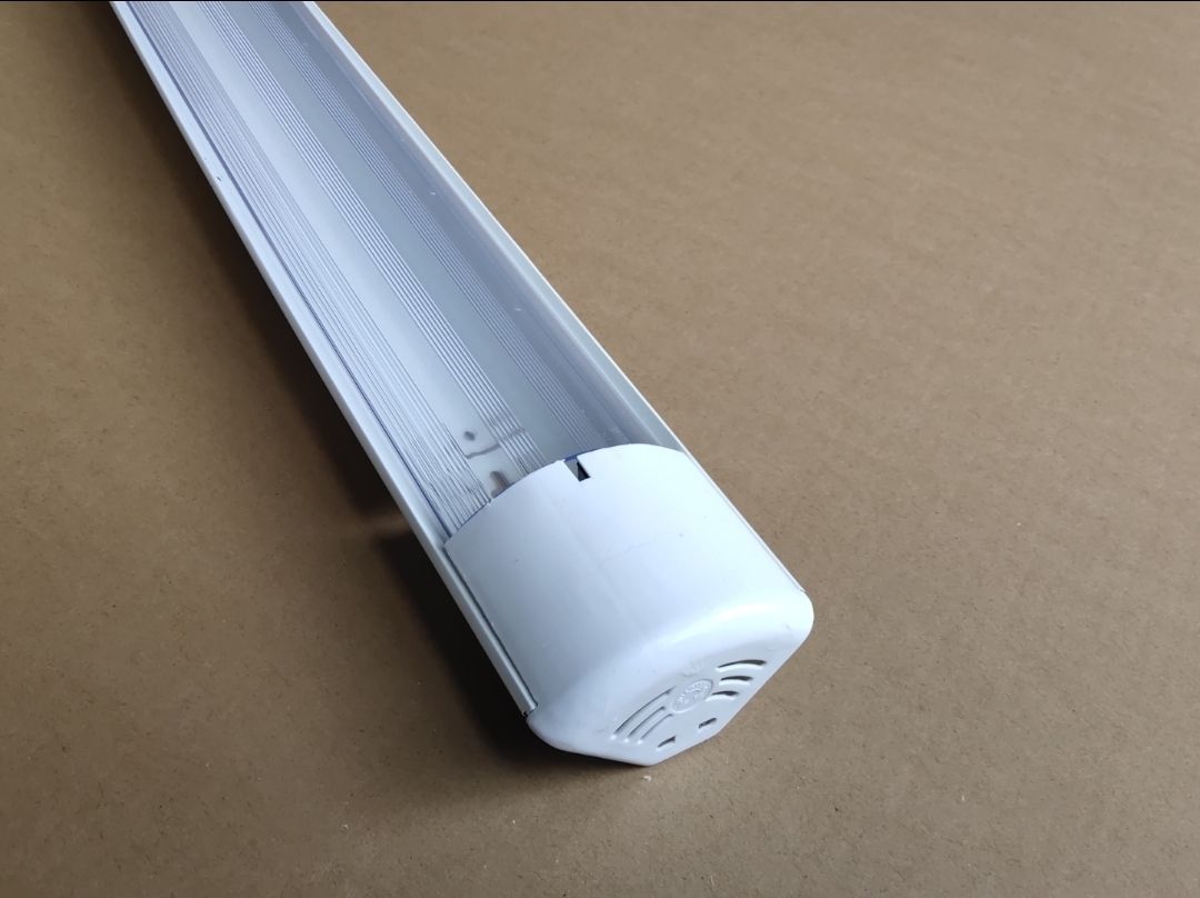 角灯led墙角灯90度阴角直角家用t8日光灯led支架全套分体单管灯具