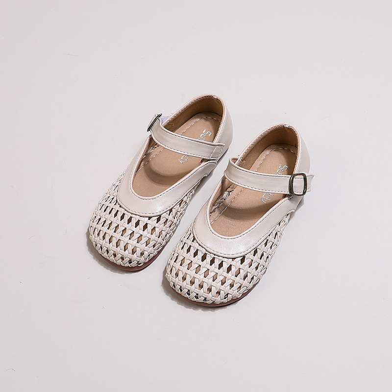 Cross-Border Girls' Woven Leather Shoes 2024 Summer New Korean Milk Shoes Children's Hollow Casual Closed Toe Sandals