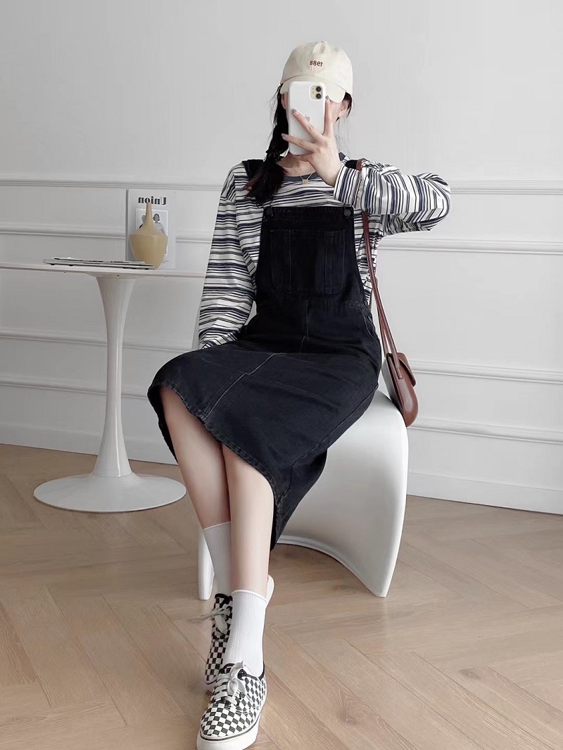 3858#2021秋季新款 水洗黑灰色显瘦宽松休闲牛仔背带裙筒裙女