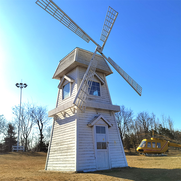 工厂定做室外防腐木荷兰风车龙园景观风力转动大风车网红打卡拍照