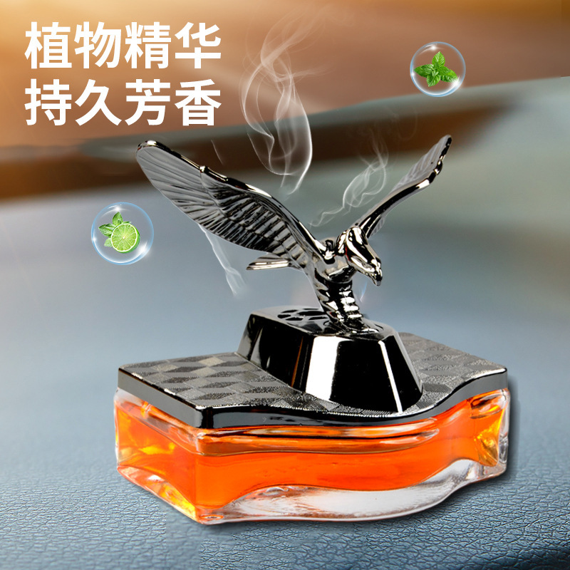抖音创意老鹰车载香水摆件飞鹰持久散香汽车净化香水座汽车内饰