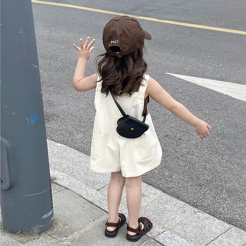 女童牛仔背带套装2024夏新款女宝宝网红短袖吊带背裤儿童装-阿里巴巴