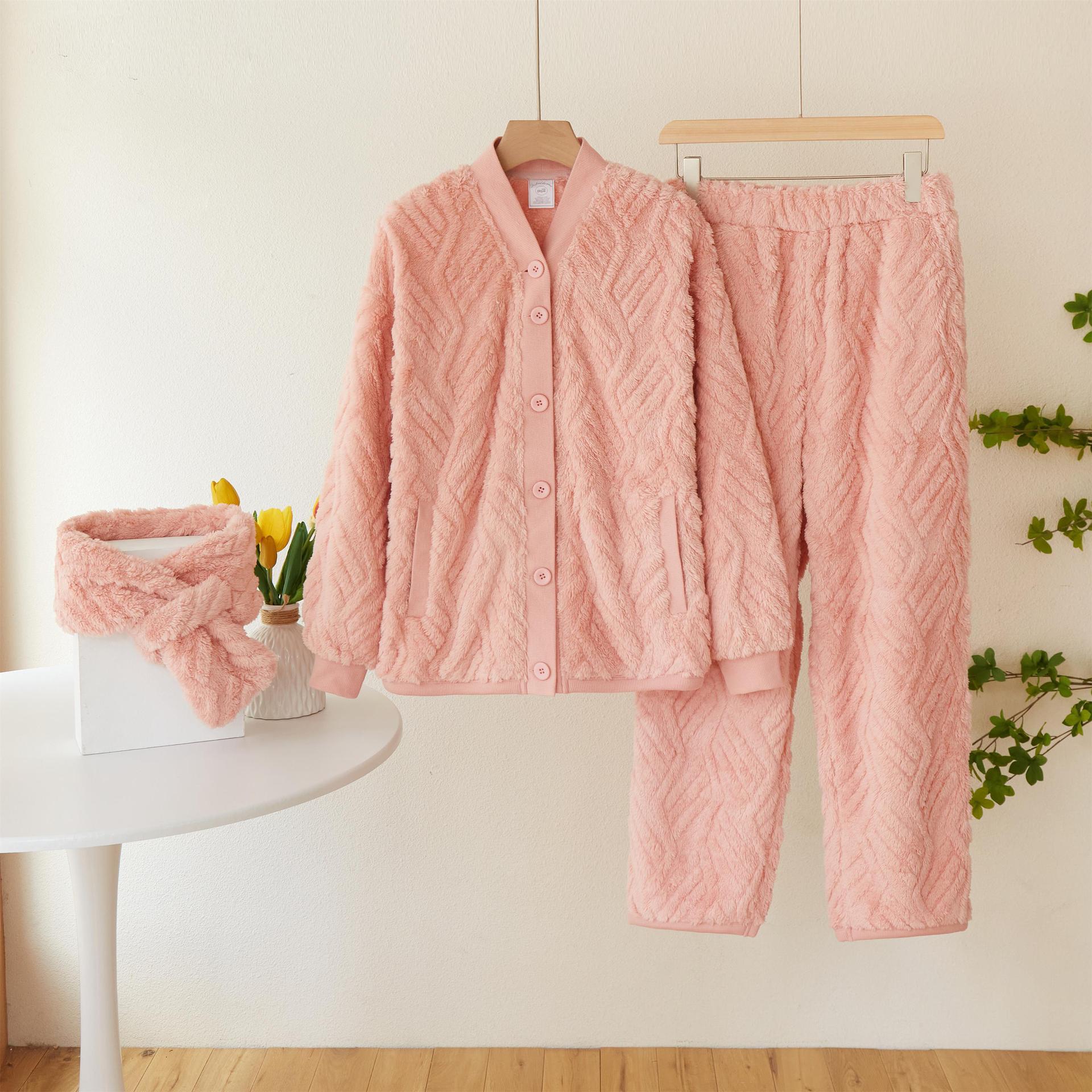 2023 Jiao Nei Same Style Velvet Women's Pajamas Coral Velvet Couple Autumn and Winter Thickening with Scarf Can Be Outerwear Homewear