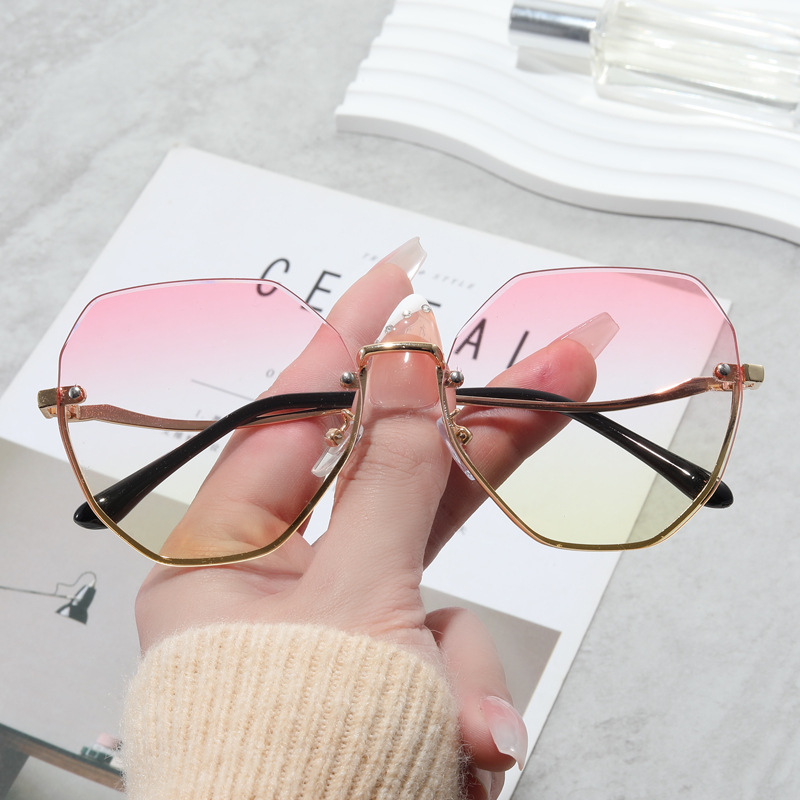 2023 New Women's Sunglasses Korean Style Trendy Internet Celebrity Glasses Frameless Cut Sunglasses Large Frame Women's Sunglasses