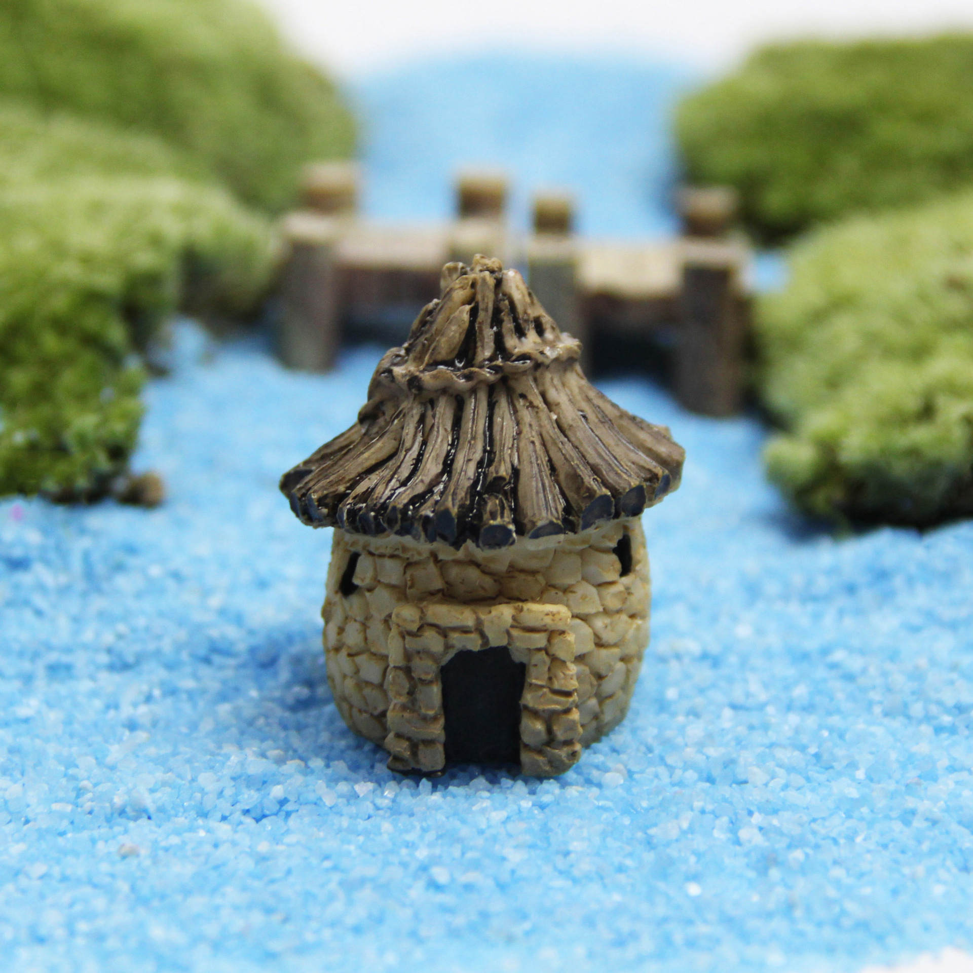 圆形表情房子房屋茅草屋diy组装小摆件微景观摆件树脂摆件